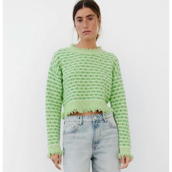 Zara Sweaters - Zara Green Fringe Hem Cropped Sweater Small